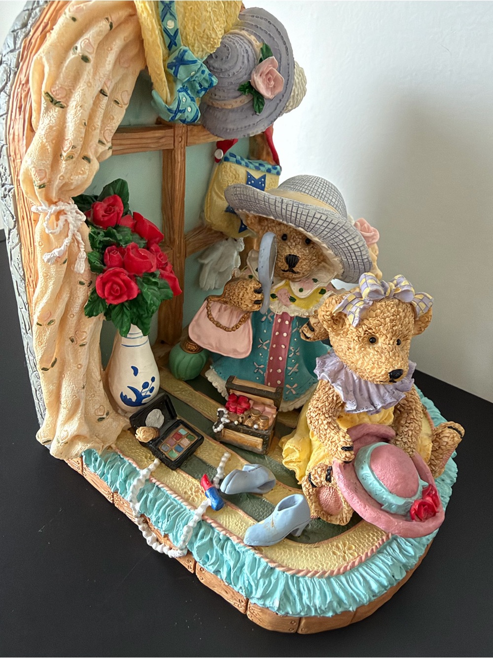 Vintage Detailed Resin Hand Painted Teddy Bear Bookend